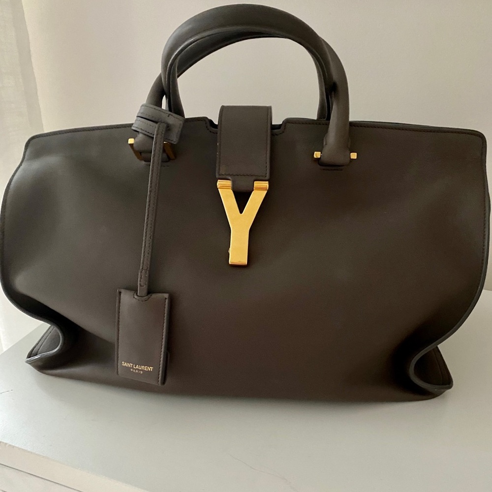 Saint Laurent Y Ligne Medium in Grey